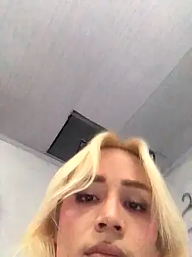 alexawinterrr online show from 09/30/25, 12:33