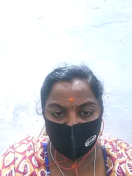 Snapshot of Tamil_Hot_Sindhu chatting on 10/06/25, 09:10 Tamil Hot Sindhu online show from 10/06/25, 09:10