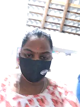 Snapshot of Tamil_Hot_Sindhu chatting on 10/07/25, 08:32 Tamil Hot Sindhu online show from 10/07/25, 08:32