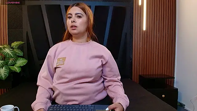 Valka Ross online show from 02/13/26, 05:18