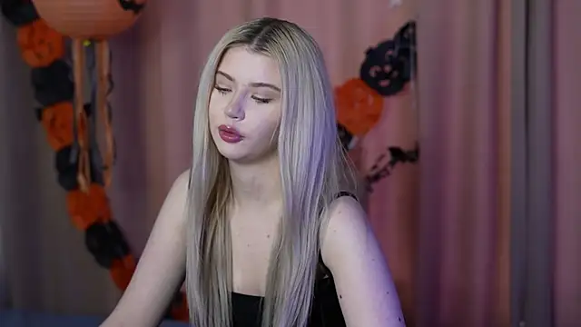 AshleyNikoo online show from 11/02/25, 09:25