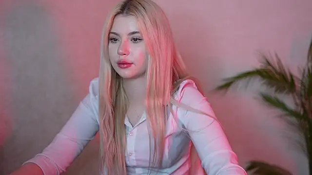 AshleyNikoo online show from 10/18/25, 04:20