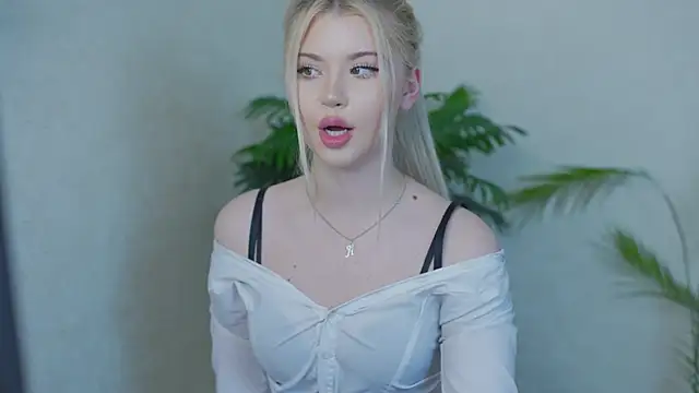 AshleyNikoo online show from 10/09/25, 04:51