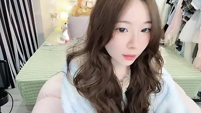 Gardenia-222 online show from 12/17/25, 01:49