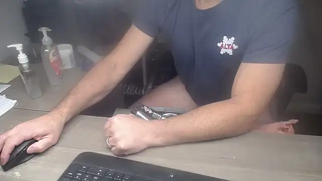 sackstor online show from 11/17/25, 09:08