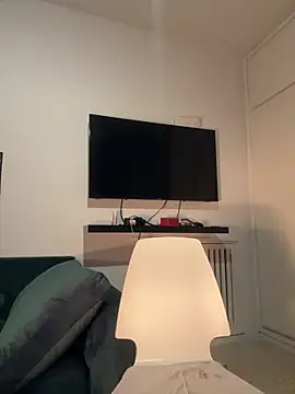 Laila 11111 online show from 03/31/26, 09:22