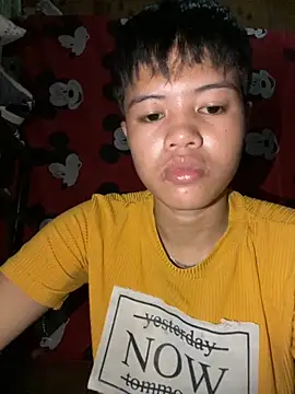 Snapshot of Obre17 chatting on 09/29/25, 02:07 Obre17 online show from 09/29/25, 02:07