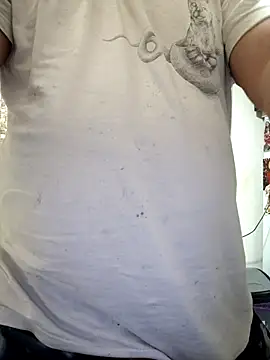 Snapshot of Dragos_01 chatting on 10/21/25, 02:22 Dragos 01 online show from 10/21/25, 02:22