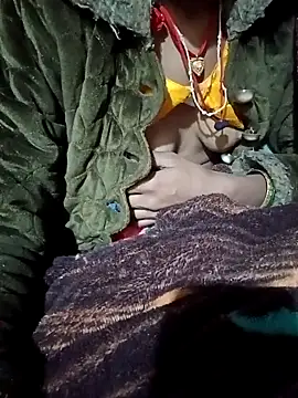 Lona2525 online show from 12/15/25, 07:31