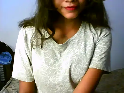 Snapshot of PAYARI_PURVI chatting on 09/28/25, 04:41 PAYARI PURVI online show from 09/28/25, 04:41