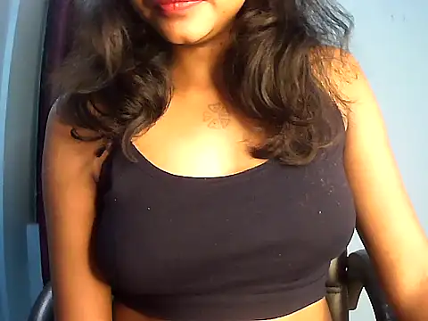 PAYARI PURVI online show from 11/27/25, 06:08