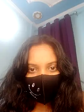 PAYARI PURVI online show from 11/29/25, 08:36