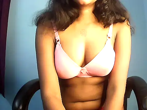 Snapshot of PAYARI_PURVI chatting on 10/15/25, 04:33 PAYARI PURVI online show from 10/15/25, 04:33
