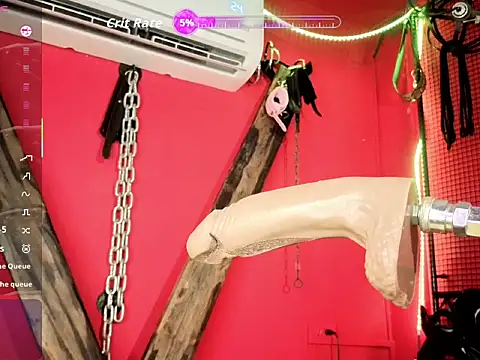 Snapshot of EVADANGERBDSM_ chatting on 10/10/25, 11:33 EVADANGERBDSM online show from 10/10/25, 11:33