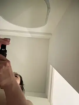 Mariana gom online show from 03/30/26, 05:36