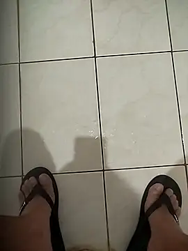 Wess1987 online show from 11/17/25, 03:32