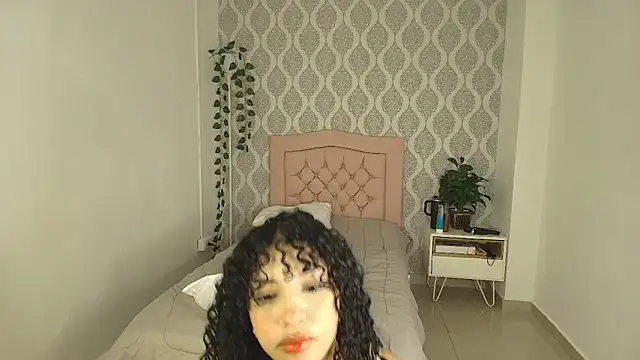 annalise goerts online show from 12/19/25, 01:35