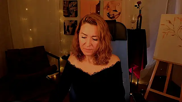 DonnaSmitth online show from 10/21/25, 03:22