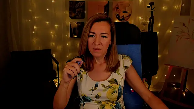 DonnaSmitth online show from 11/07/25, 03:38