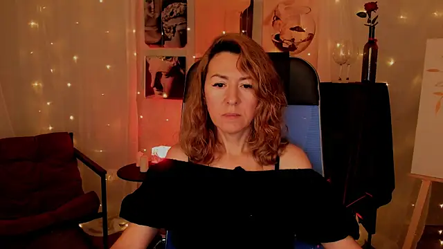 DonnaSmitth online show from 11/29/25, 10:04