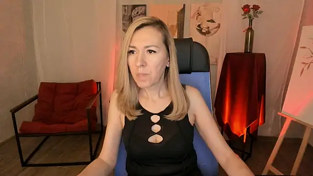 DonnaSmitth online show from 02/09/26, 06:39