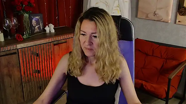 DonnaSmitth online show from 05/13/26, 06:26