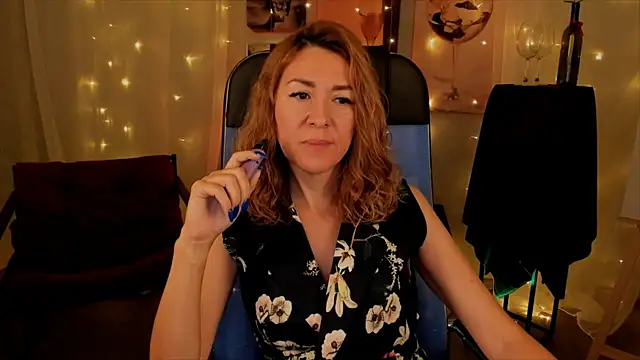 DonnaSmitth online show from 11/13/25, 04:00