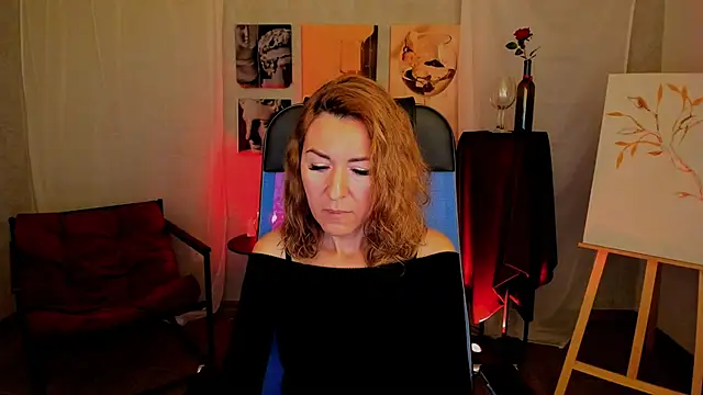 DonnaSmitth online show from 10/28/25, 03:33