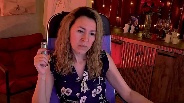 DonnaSmitth online show from 04/14/26, 07:08