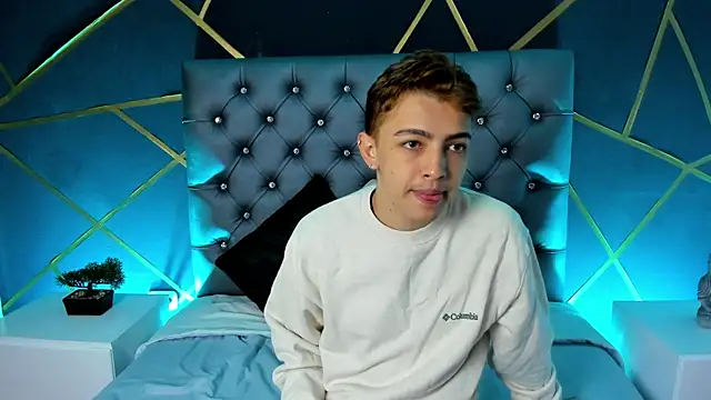 Lian Miller1  online show from 10/09/25, 12:17