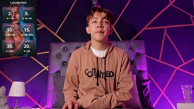 Lian Miller1  online show from 04/07/26, 12:07