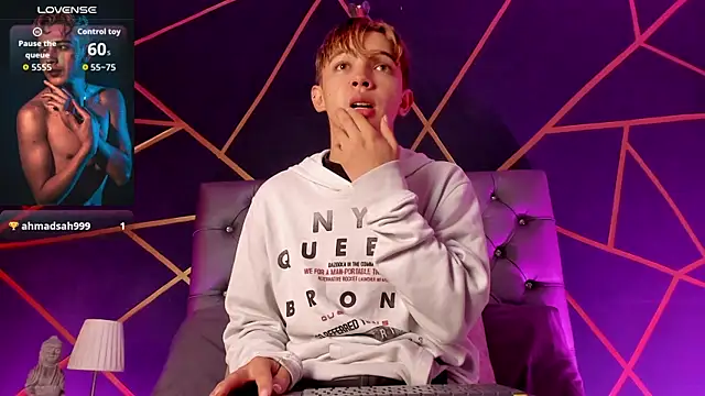 Lian Miller1  online show from 04/09/26, 12:22