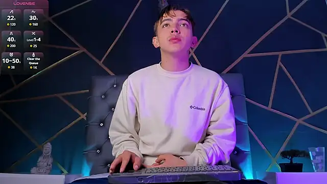 Snapshot of Lian_Miller1_ chatting on 01/07/26, 12:21 Lian Miller1 online show from 01/07/26, 12:21