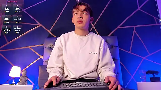 Snapshot of Lian_Miller1_ chatting on 02/26/26, 12:16 Lian Miller1 online show from 02/26/26, 12:16