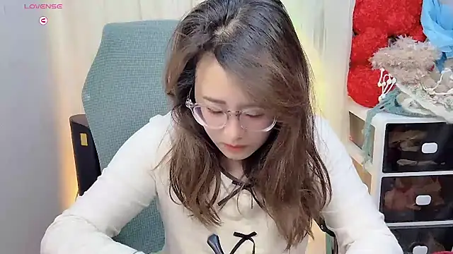 NEWONETO online show from 11/23/25, 05:23