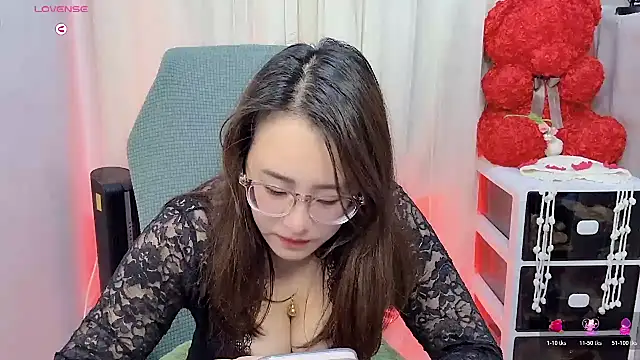 NEWONETO online show from 11/16/25, 11:04