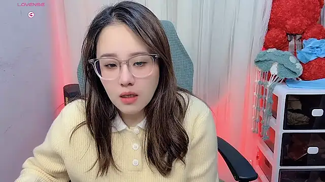 NEWONETO online show from 11/18/25, 11:24