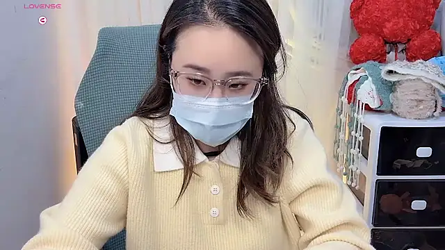 NEWONETO online show from 11/21/25, 09:30