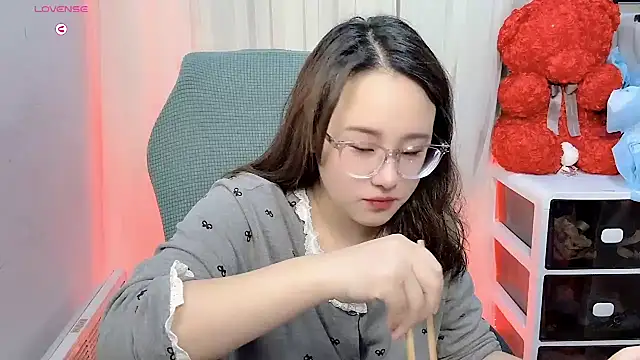 NEWONETO online show from 11/11/25, 01:28