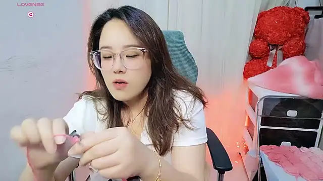 NEWONETO online show from 11/06/25, 01:15