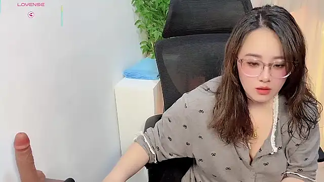 NEWONETO online show from 12/14/25, 12:33