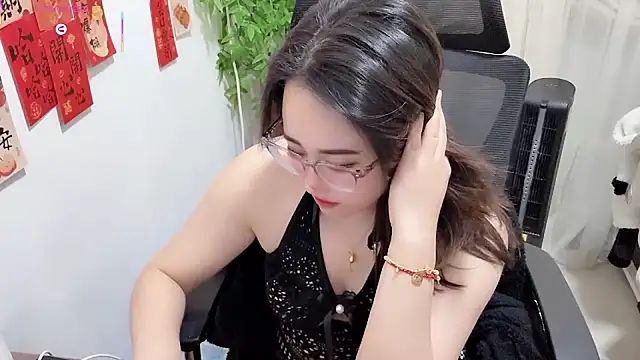Snapshot of NEWONETO chatting on 04/01/26, 05:54 NEWONETO online show from 04/01/26, 05:54