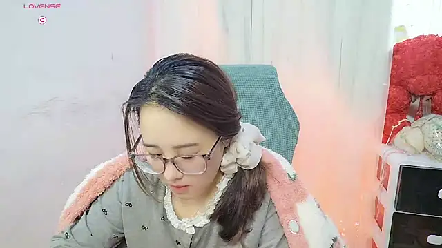 NEWONETO online show from 10/18/25, 01:40