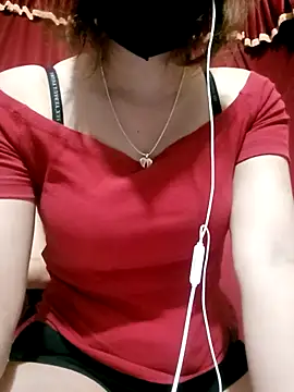 Snapshot of LenaCii chatting on 09/26/25, 03:19 LenaCii online show from 09/26/25, 03:19