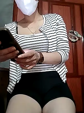 LenaCii online show from 10/31/25, 02:57