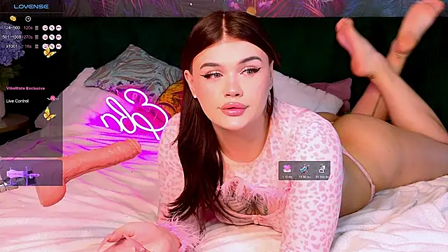 EvaaLane online show from 04/20/26, 07:33