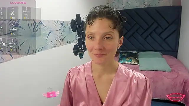 Valery More   online show from 02/13/26, 01:11