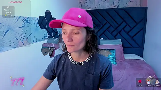 Valery More   online show from 05/31/26, 01:17