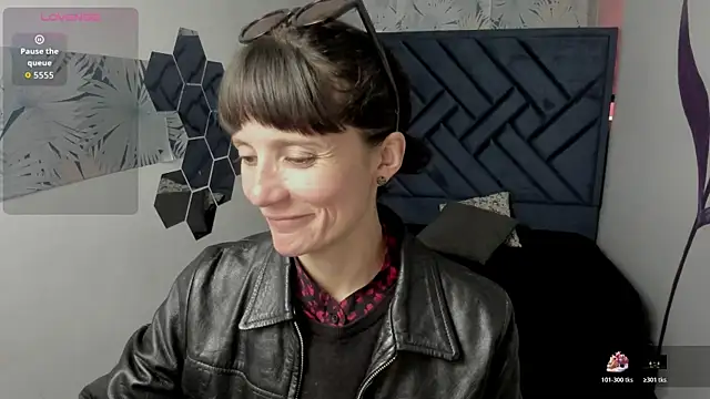 Valery More   online show from 01/08/26, 02:12