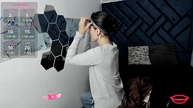 Valery More   online show from 01/09/26, 12:34